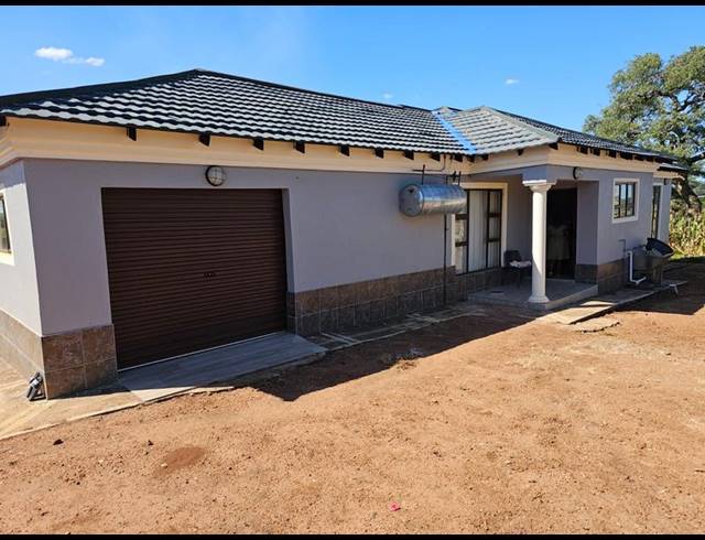 3 BEDROOM HOUSE FOR SALE IN THOHOYANDOU